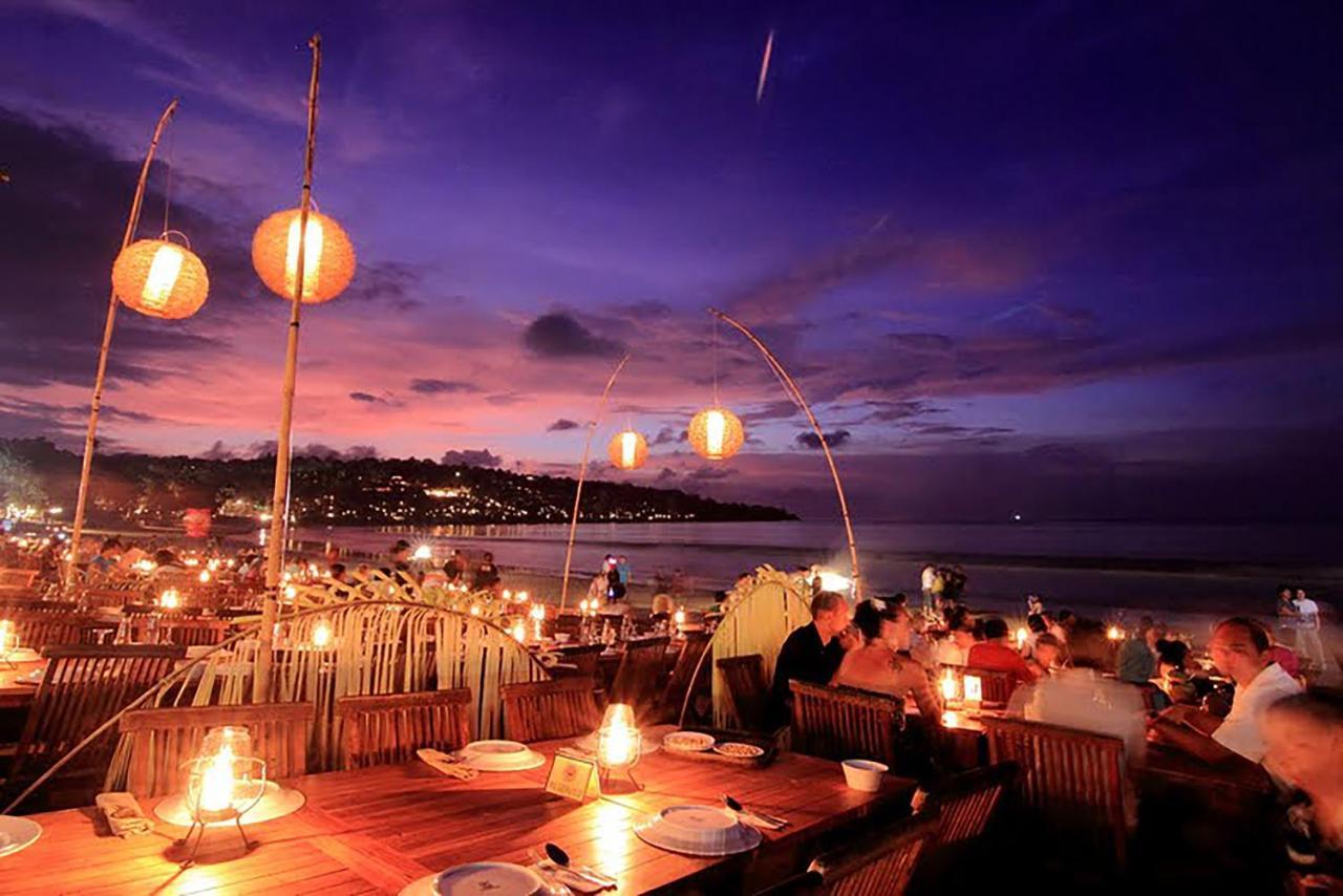 Sunset Palms Beach Villa Jimbaran Exterior foto